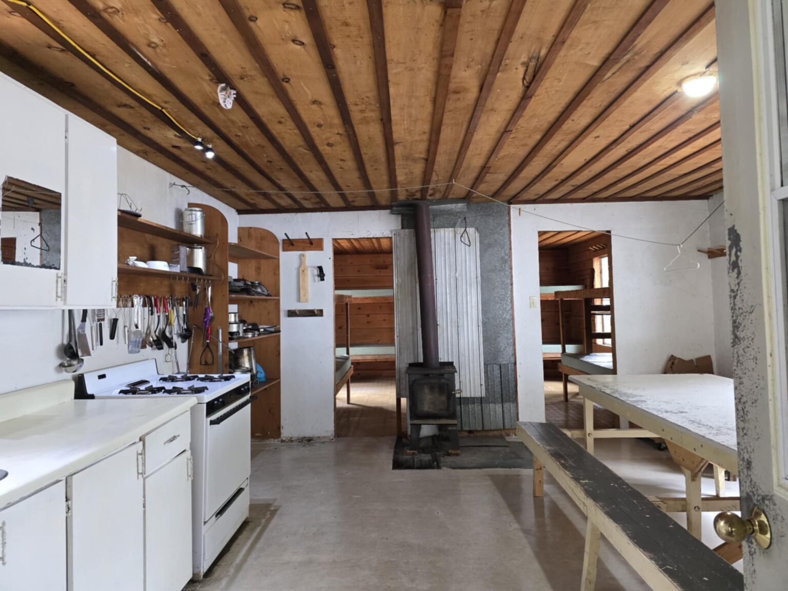 CEDAR POINT CABIN – Pourvoirie des Lacs Landry et Dix Milles