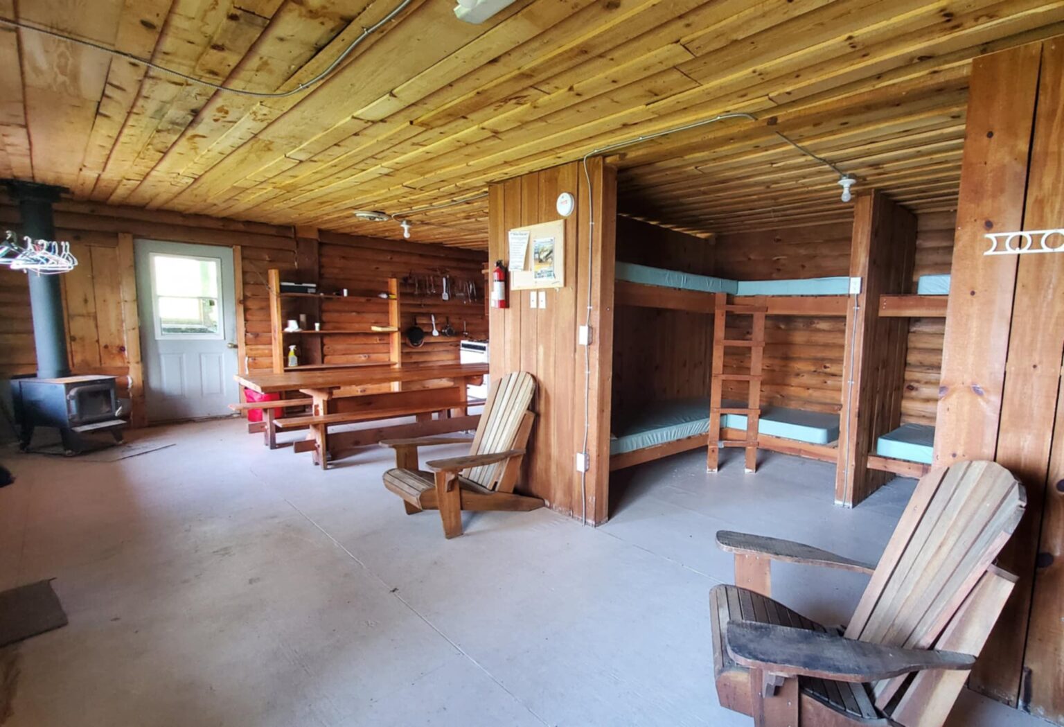 MOOSE CHALET – Pourvoirie des Lacs Landry et Dix Milles
