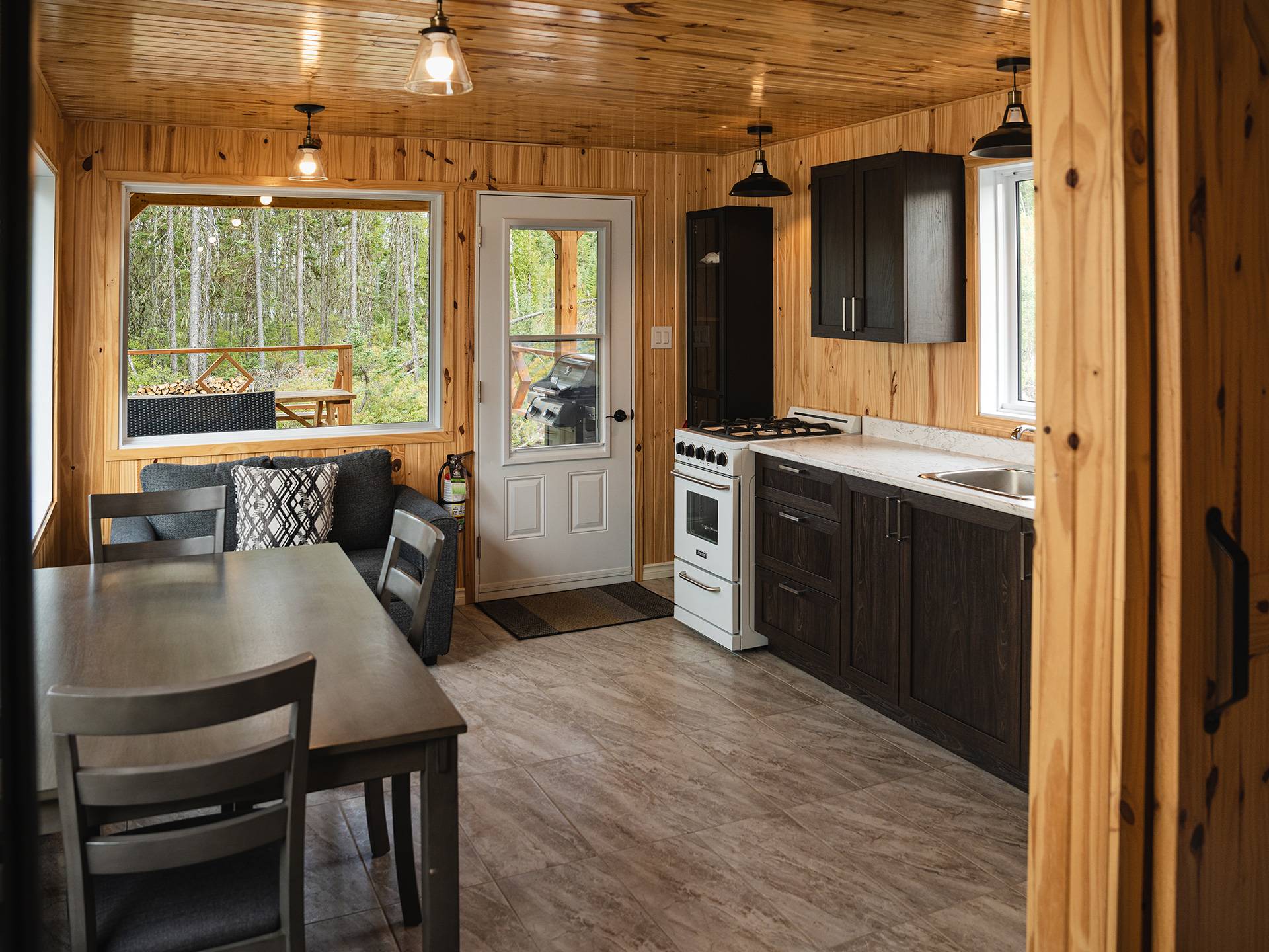 CHALET L'ABSOLU – La Pourvoirie du Lac Oscar