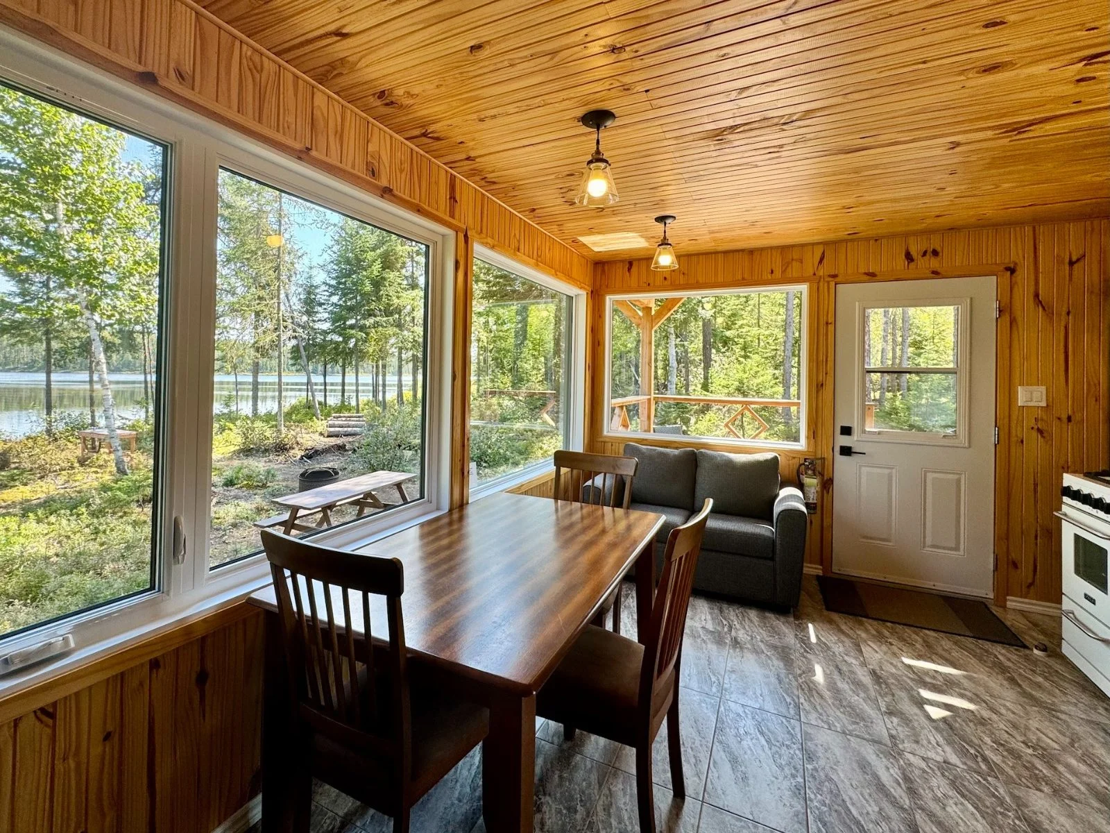CHALET APOGÉE – La Pourvoirie du Lac Oscar