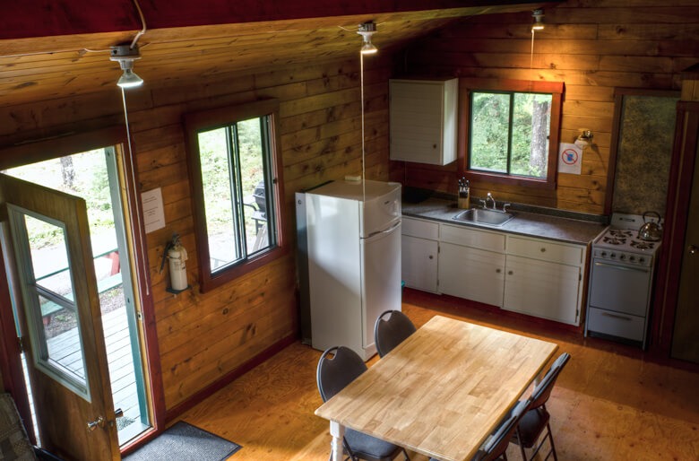 CHALET BEC-SCIE – La Pourvoirie du Lac Oscar