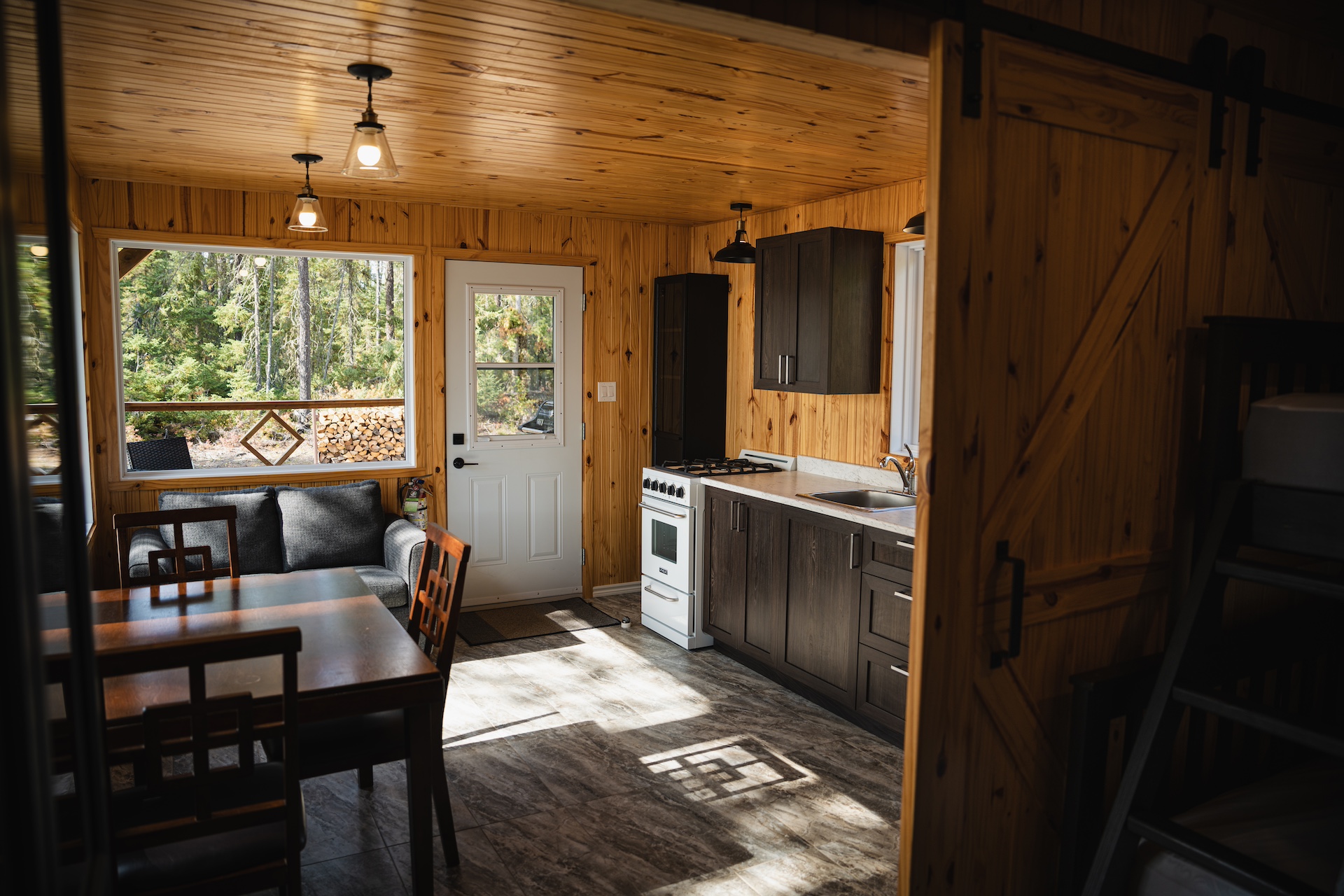CHALET GALAXIE – La Pourvoirie du Lac Oscar