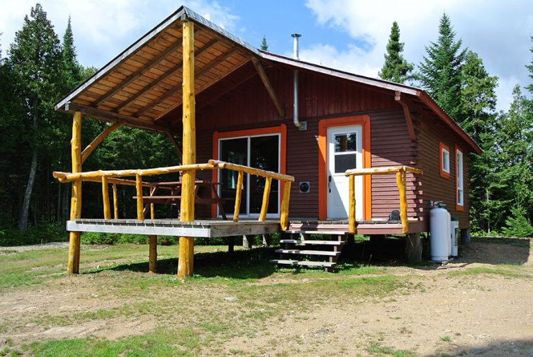 CHALET TERRIER — Pourvoirie Pavillon Basilières – Pourvoirie Pavillon Basilières