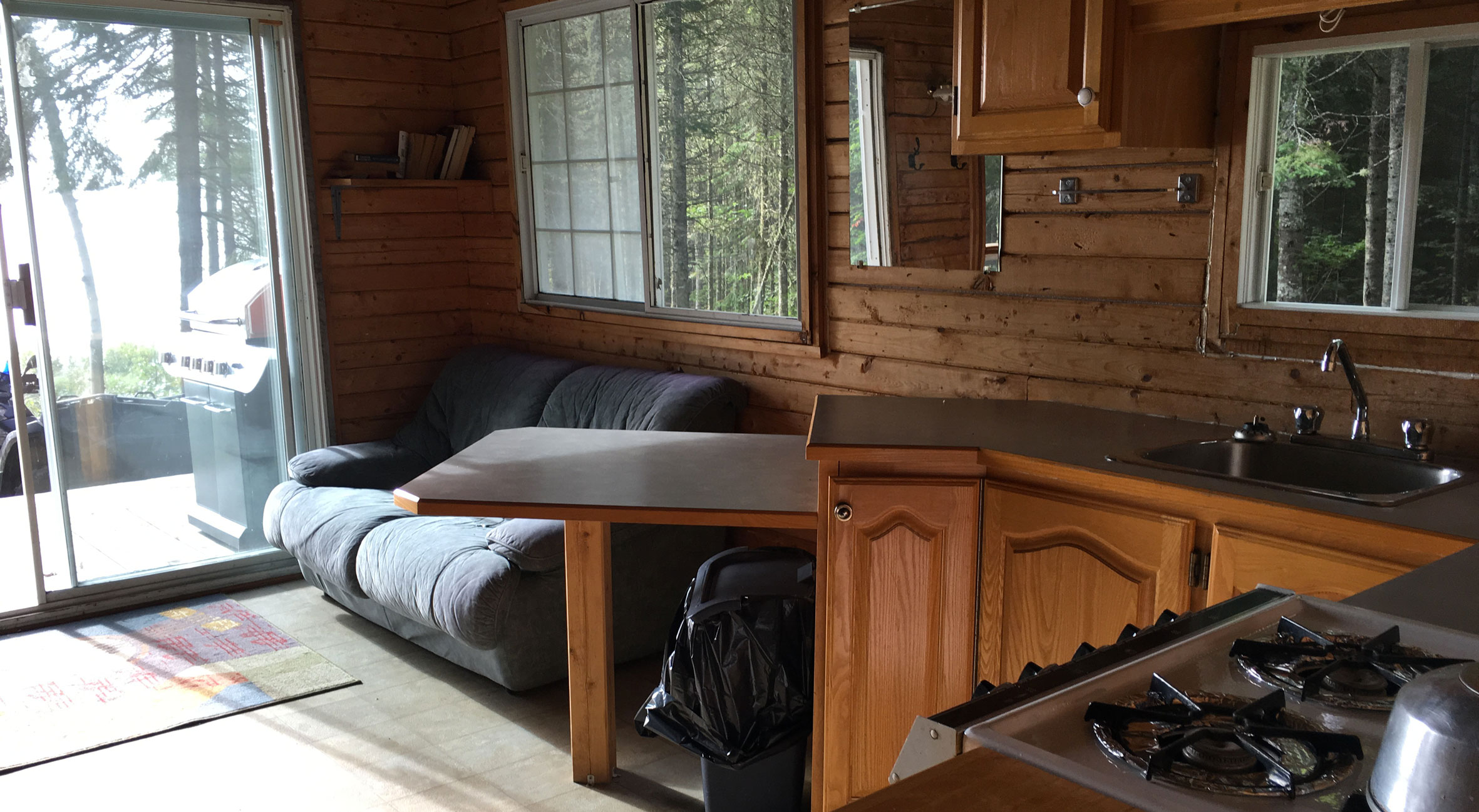 DE GAULE CABIN — Wapus Pavillon Lodge – Wapus Pavillon Lodge