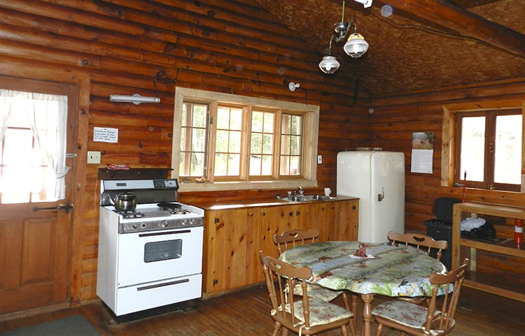 Cabin LE TRAPPEUR CAMP — Pourvoirie Boismenu – Pourvoirie Boismenu
