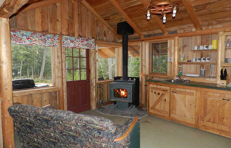 CHALET ALGONQUIN — Pourvoirie Boismenu – Pourvoirie Boismenu