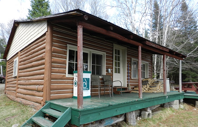 CHALET BILL WABO – CHALET BILL WABO