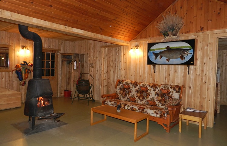 CHALET HURON – Pourvoirie Boismenu
