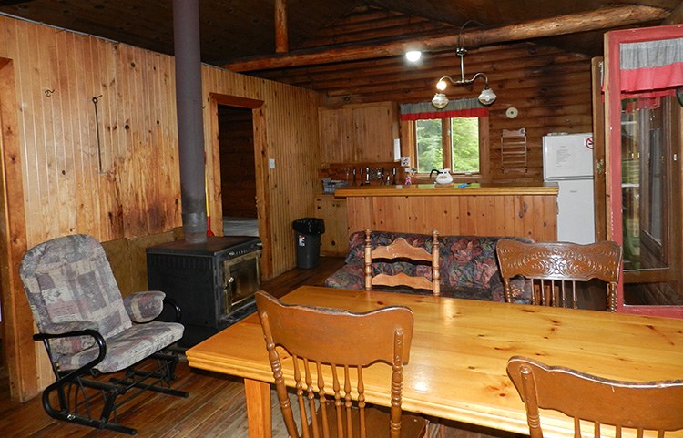 CHALET LE MONTAGNARD — Pourvoirie Boismenu – Pourvoirie Boismenu