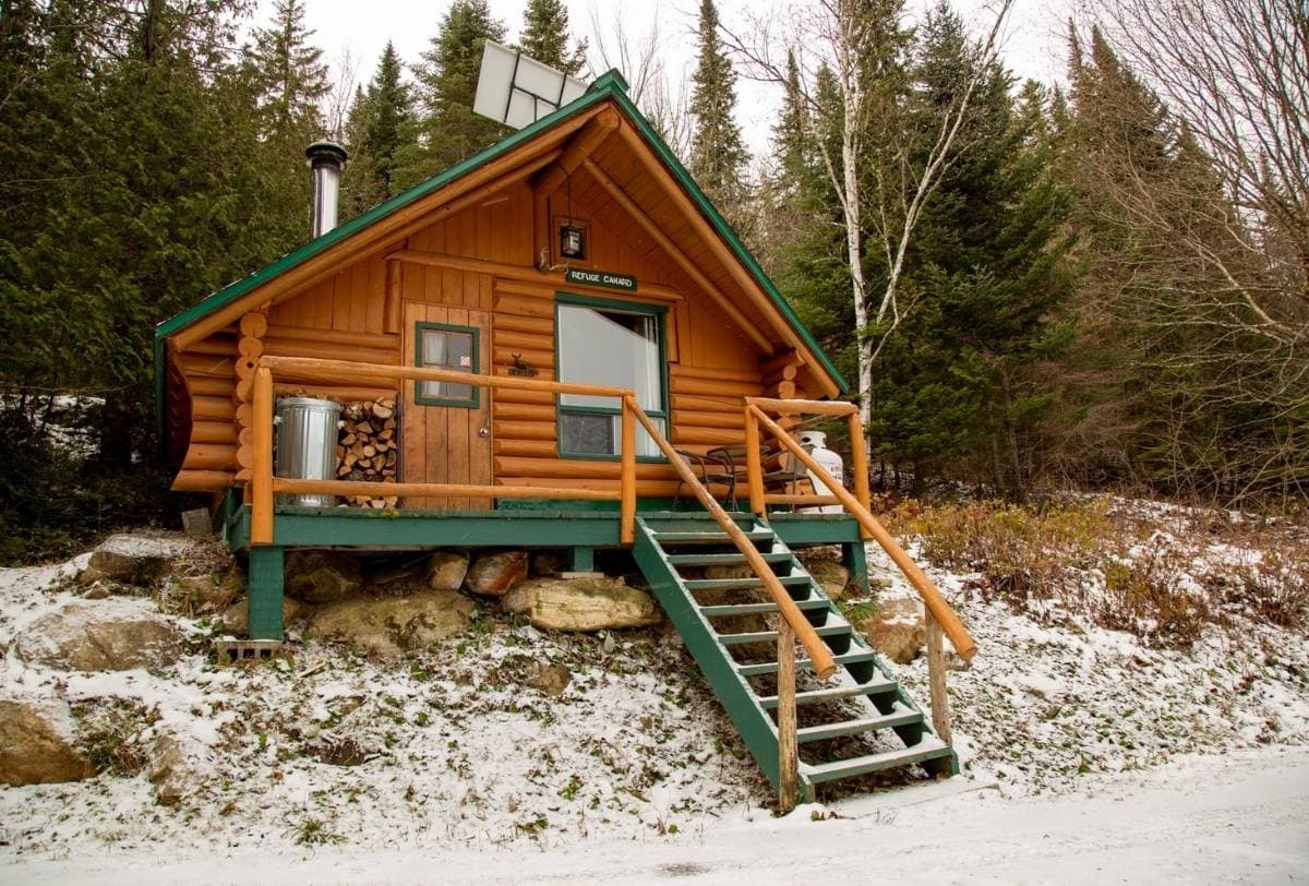 CHALET LAC CANARD 2 — Pourvoirie Club Hosanna – Pourvoirie Club Hosanna