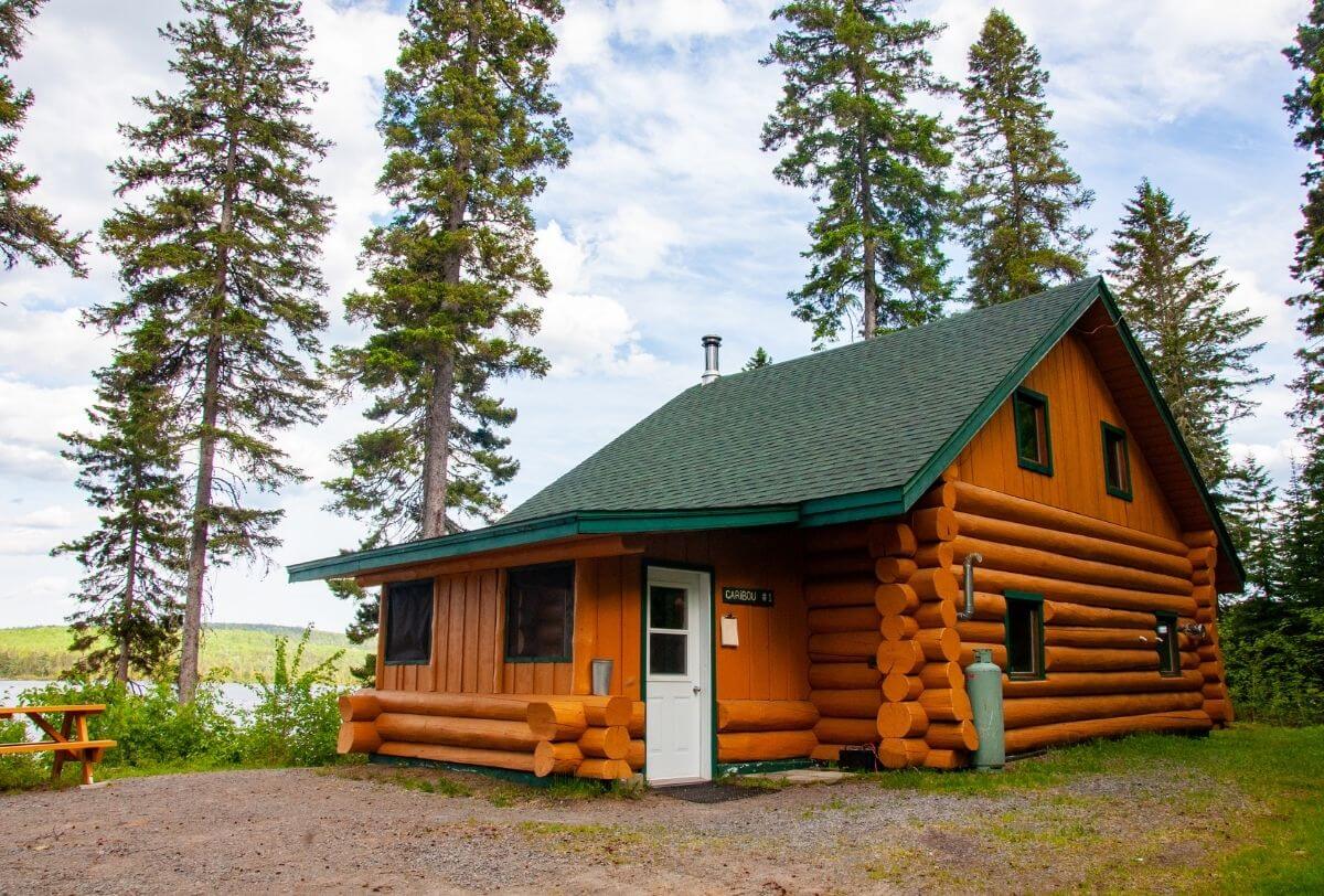 LAC CARIBOU 1 CABIN – Pourvoirie Club Hosanna
