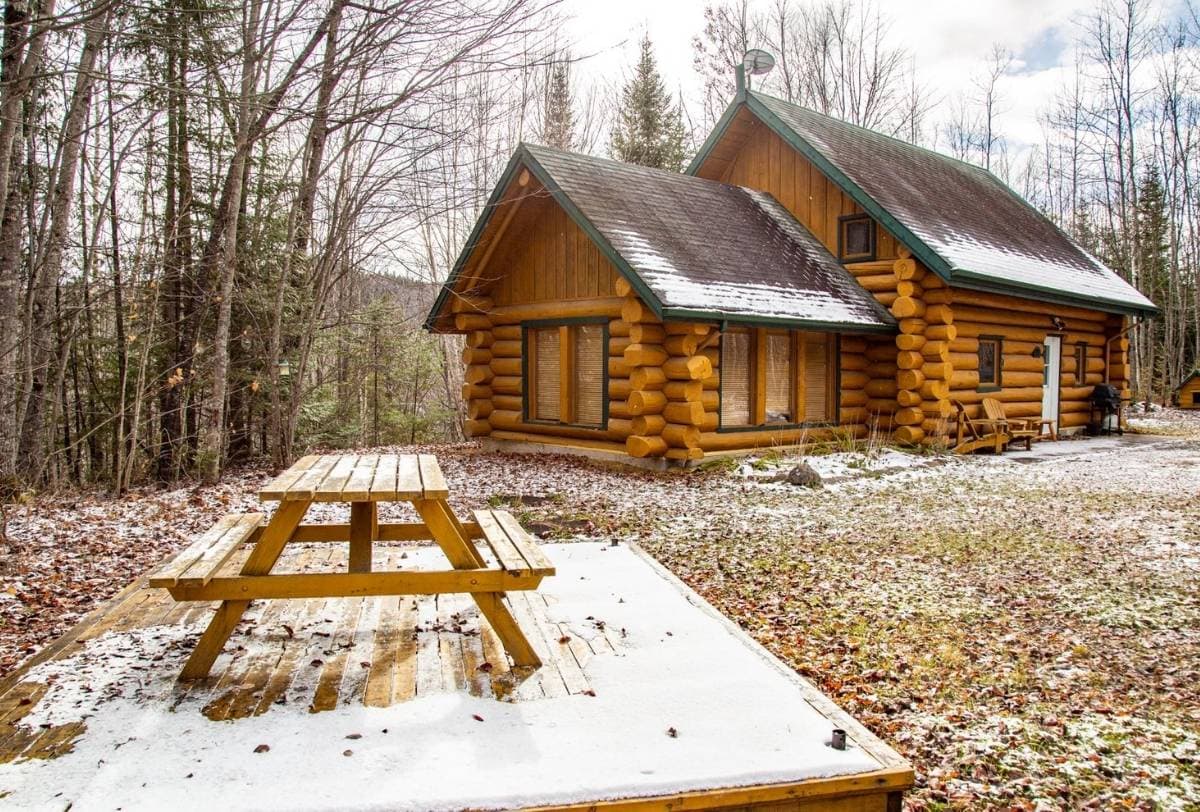 LE TRAPPEUR CHALET – Pourvoirie Club Hosanna