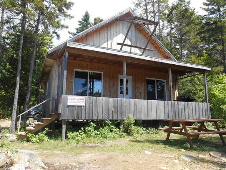 AUGER CHALET – AUGER CHALET