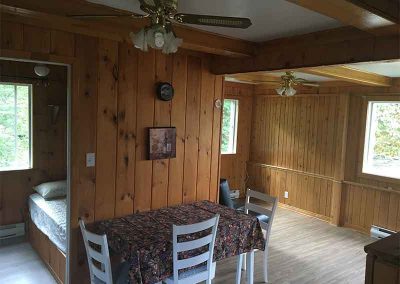 SQUIRREL CABIN – Pourvoirie Coin Lavigne