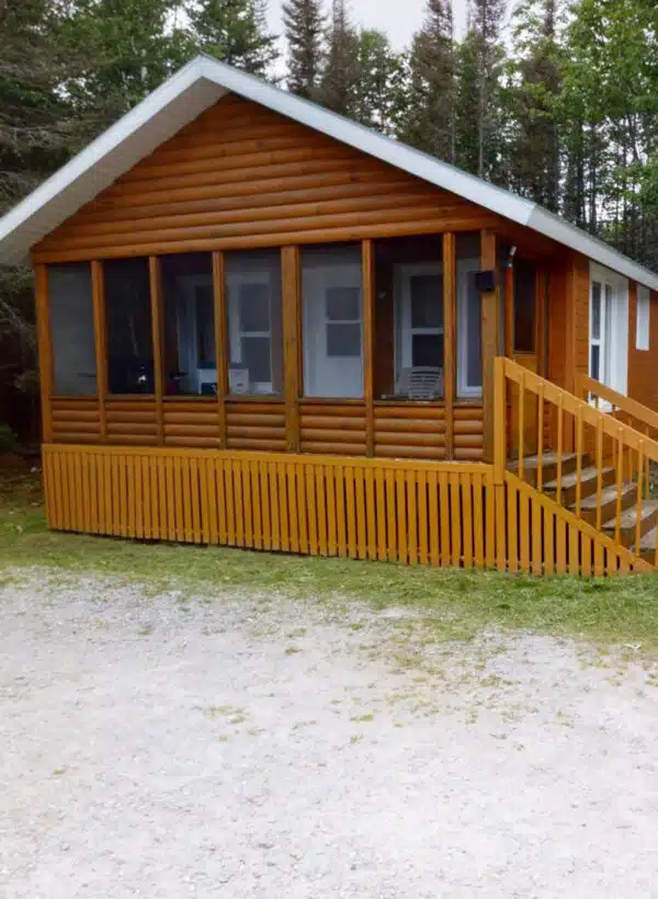 CHALET ROUGE GORGE – CHALET ROUGE GORGE
