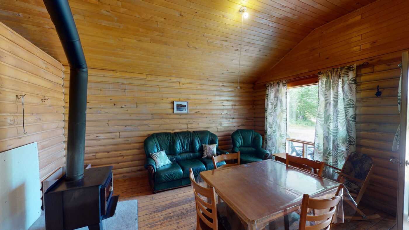 CHALET 3B - LE HÉRON — Pourvoirie du Club Bataram – Pourvoirie du Club Bataram