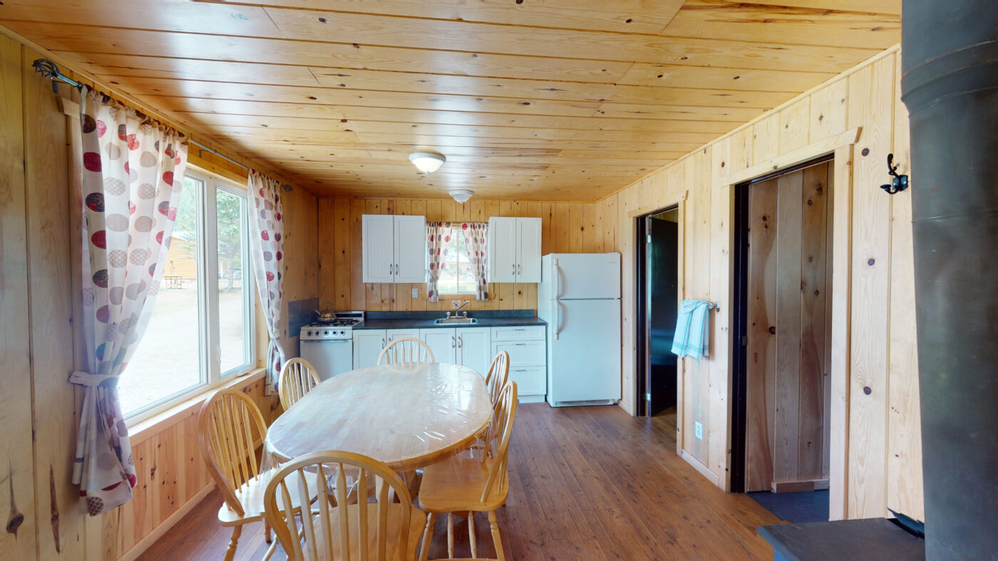CHALET 5 - LE PIC BOIS – Pourvoirie du Club Bataram