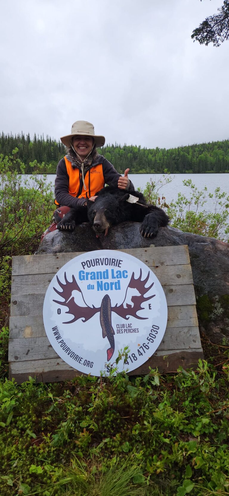 L'OURS NOIR CABIN — Pourvoirie du Grand Lac du Nord – Pourvoirie du Grand Lac du Nord