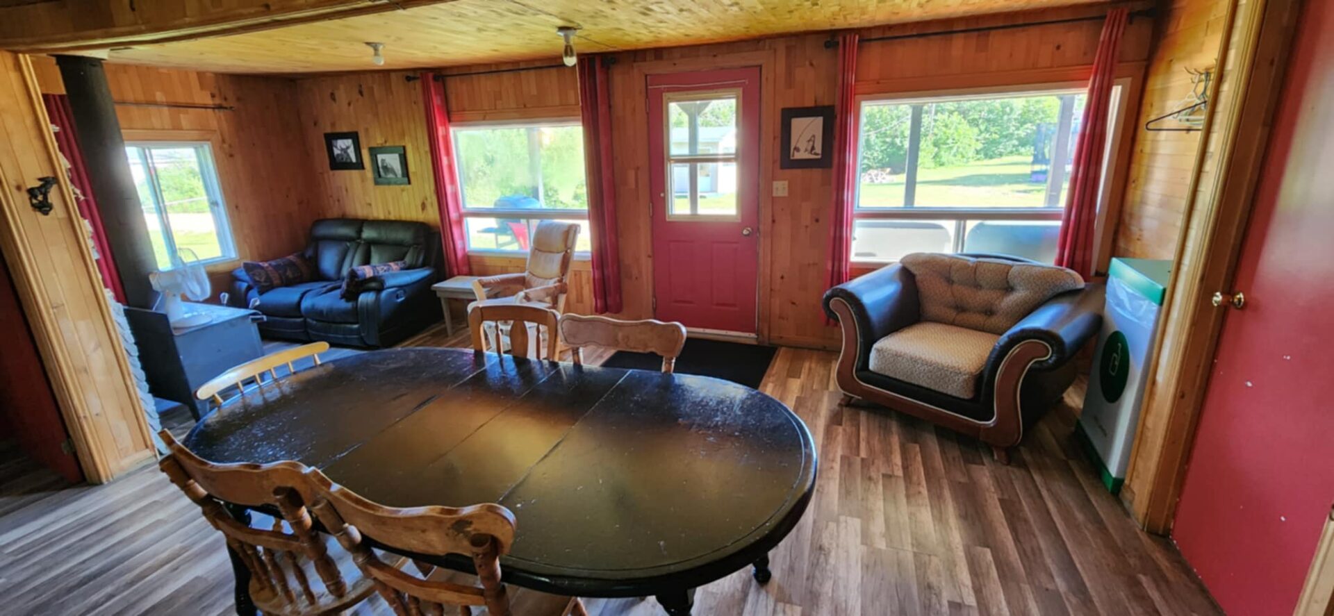 Cabin TREMBLAY CHALET — Pourvoirie du Grand Lac du Nord – Pourvoirie du Grand Lac du Nord