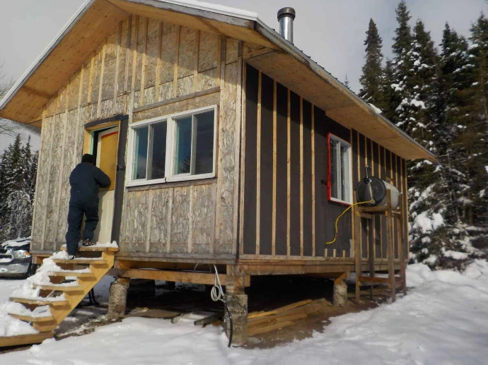 CHALET 9 COUDES – Pourvoirie du Lac à l'Ours Blanc