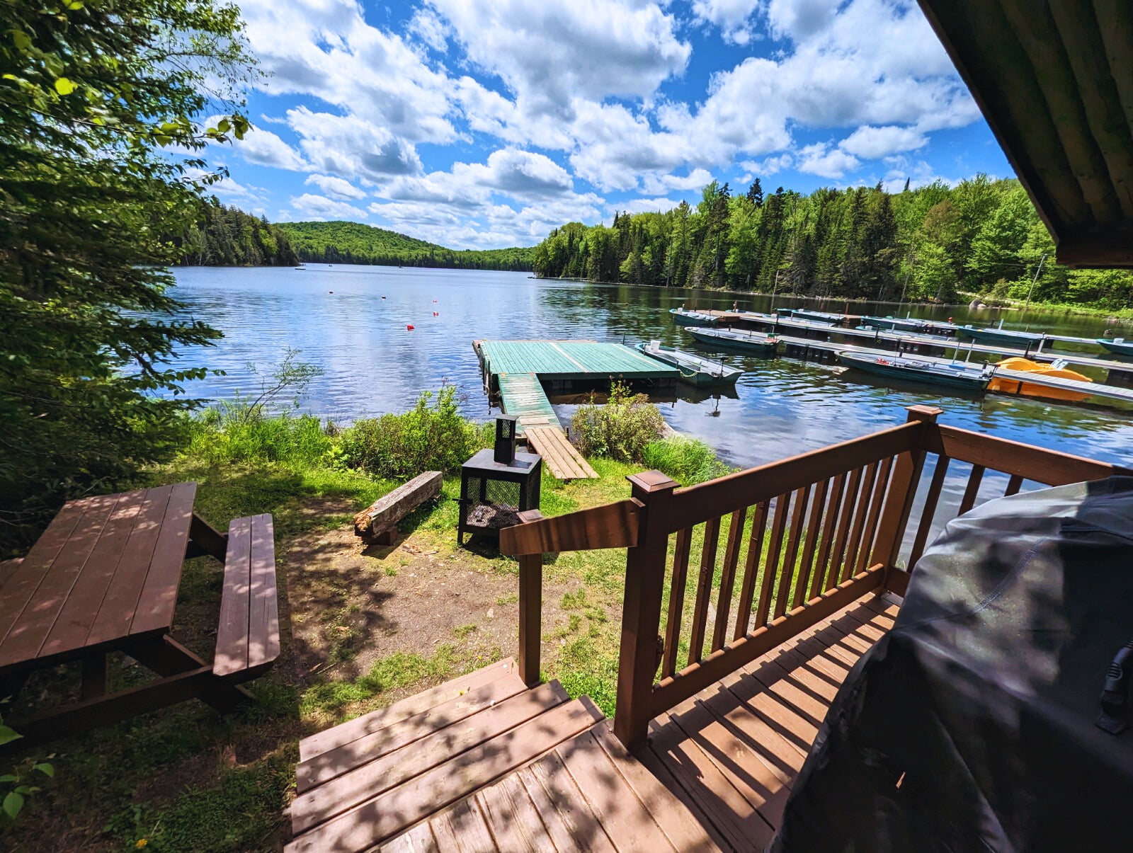 CAMP LE ROBINSON — Pourvoirie du Lac Berval – Pourvoirie du Lac Berval