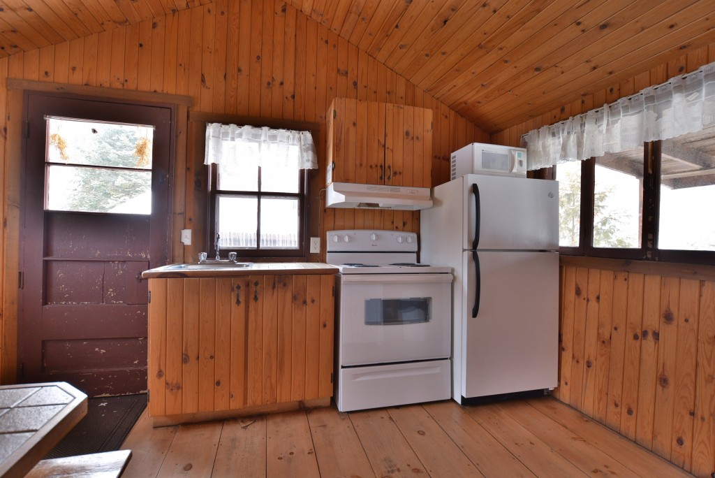 CHALET LE CASTOR — Pourvoirie du Lac Berval – Pourvoirie du Lac Berval