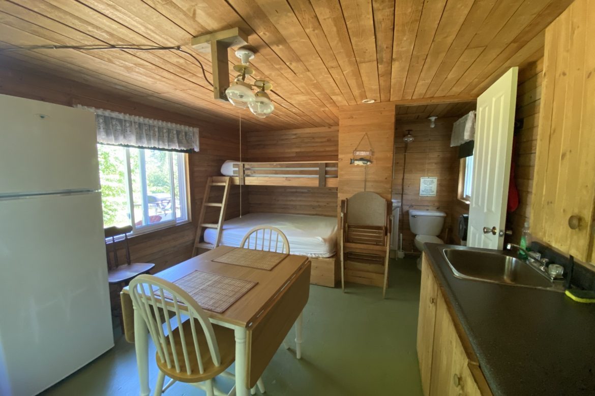 CAMP COLIBRI – Pourvoirie du Lac Matchi-Manitou