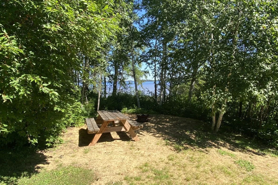 CAMP COLIBRI – Pourvoirie du Lac Matchi-Manitou