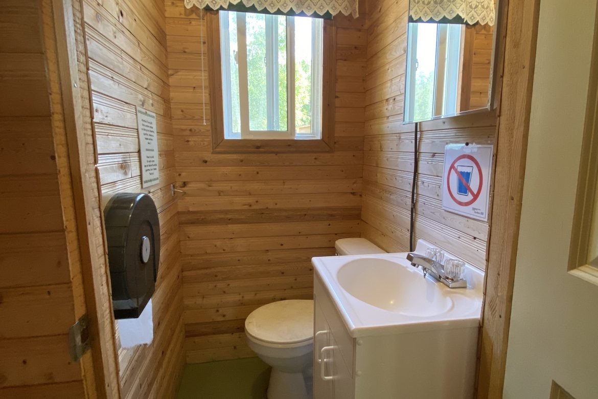 CAMP COLIBRI – Pourvoirie du Lac Matchi-Manitou