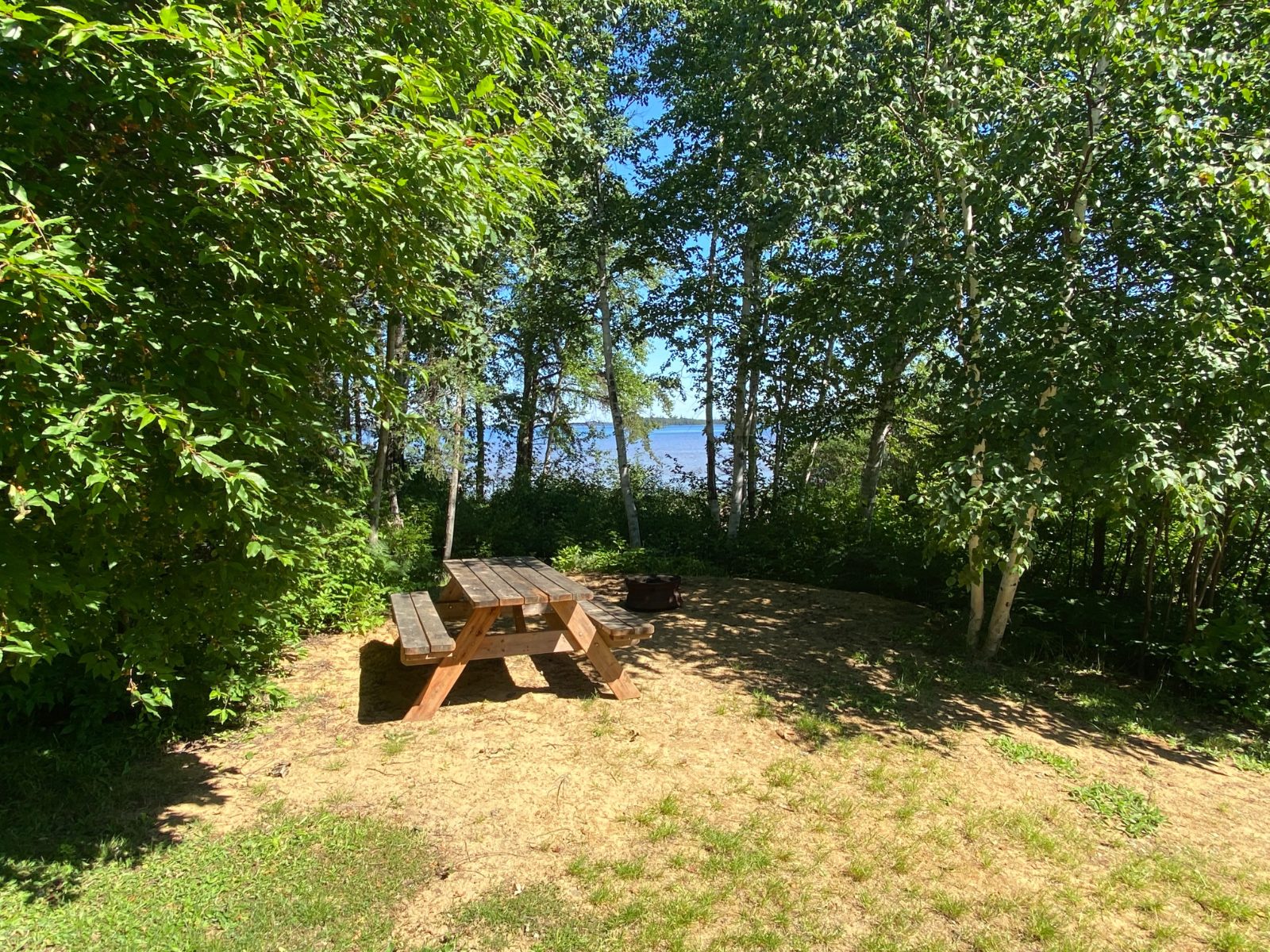 CAMP COLIBRI – Pourvoirie du Lac Matchi-Manitou