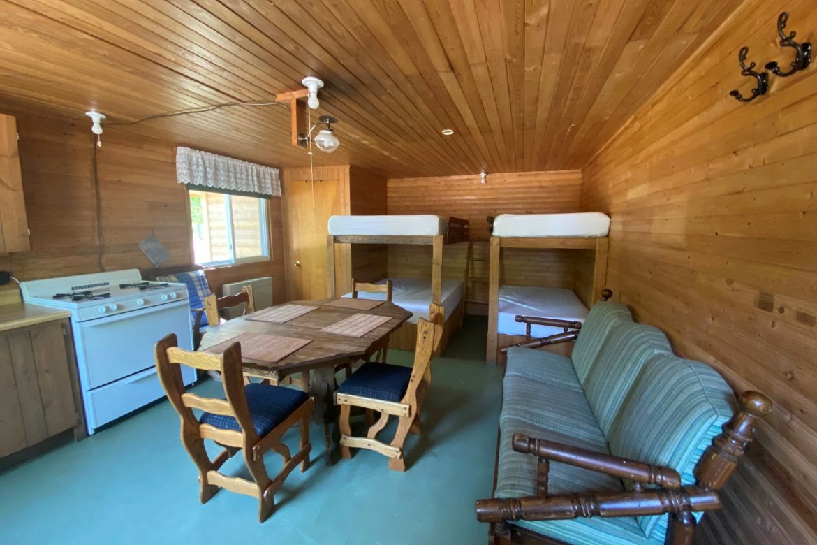 CAMP MÉSANGE — Pourvoirie du Lac Matchi-Manitou – Pourvoirie du Lac Matchi-Manitou