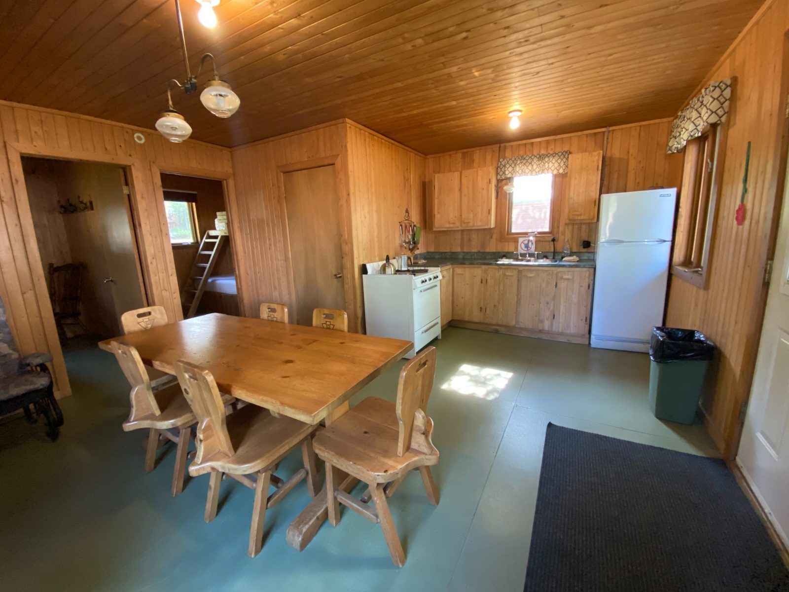 CHALET LE GOÉLAND – Pourvoirie du Lac Matchi-Manitou