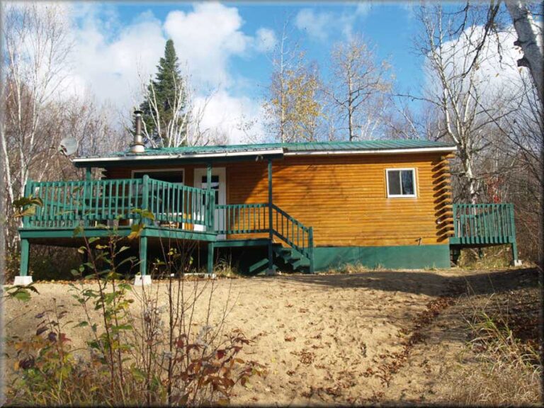 CHALET BOUCHETTE 1 — Pourvoirie Trudeau – Pourvoirie Trudeau