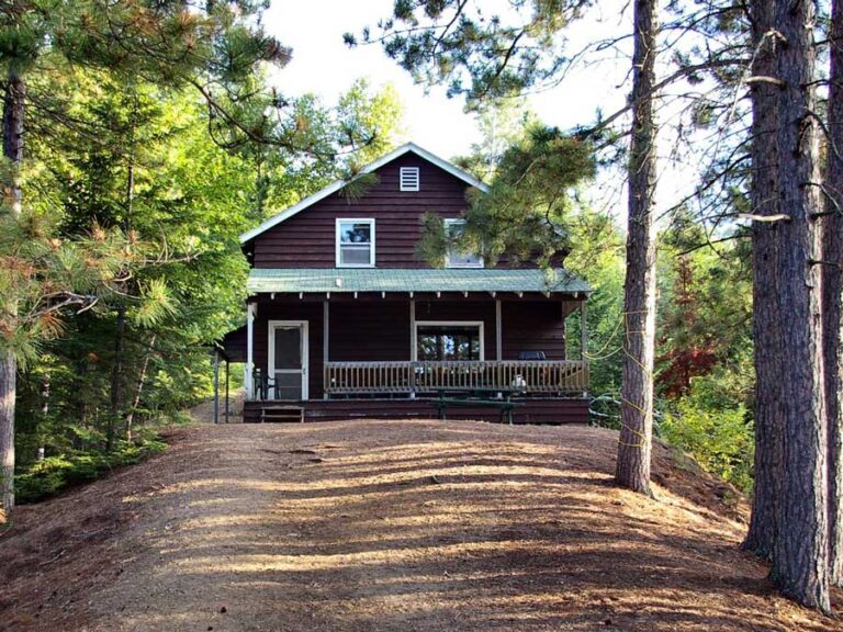 PIN 2 CABIN – PIN 2 CABIN