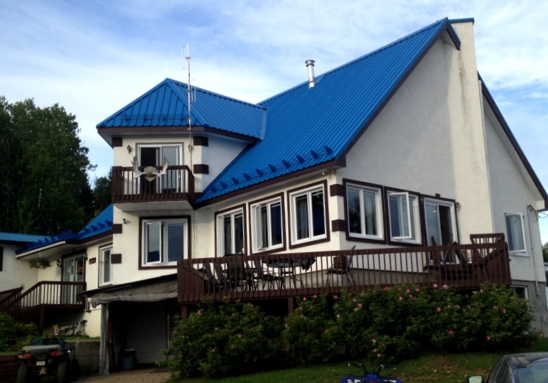 L'AUBERGE FER À CHEVAL – Pourvoirie Fer à Cheval