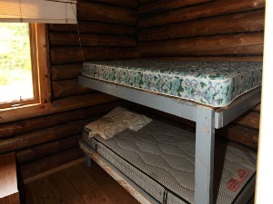 LE COUGAR CABIN – Pourvoirie Fer à Cheval