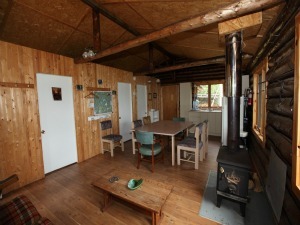 LE COUGAR CABIN – Pourvoirie Fer à Cheval