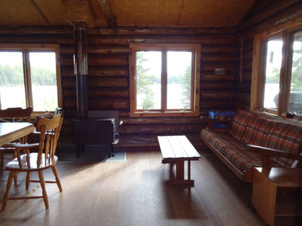 LE COUGAR CABIN – Pourvoirie Fer à Cheval