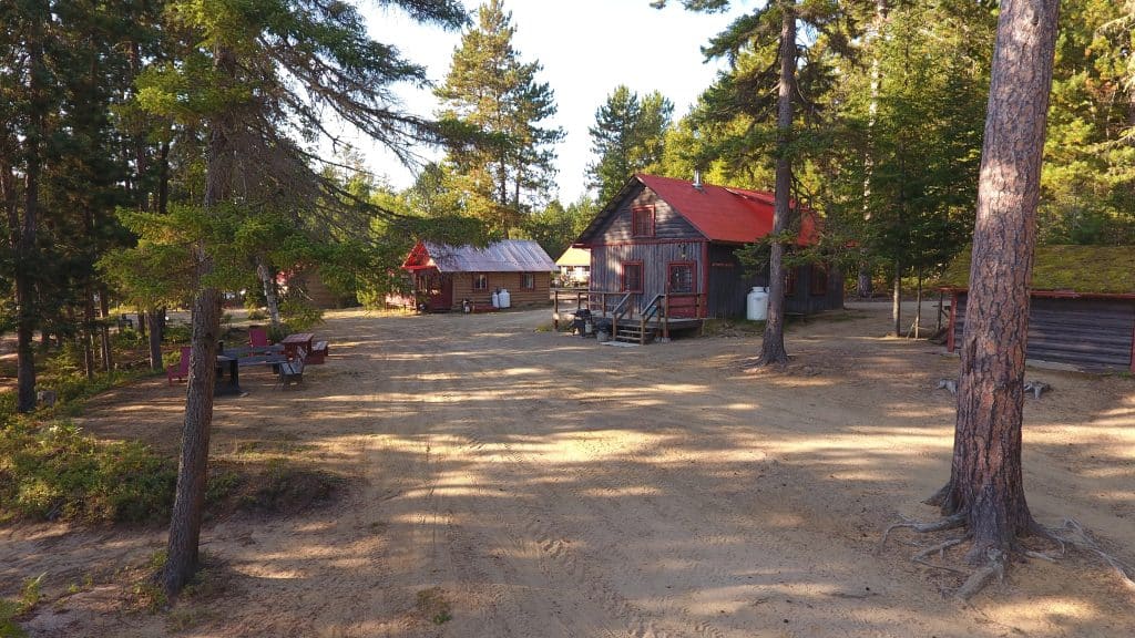 CHALET 2 — Pourvoirie J.E. Goyette – Pourvoirie J.E. Goyette