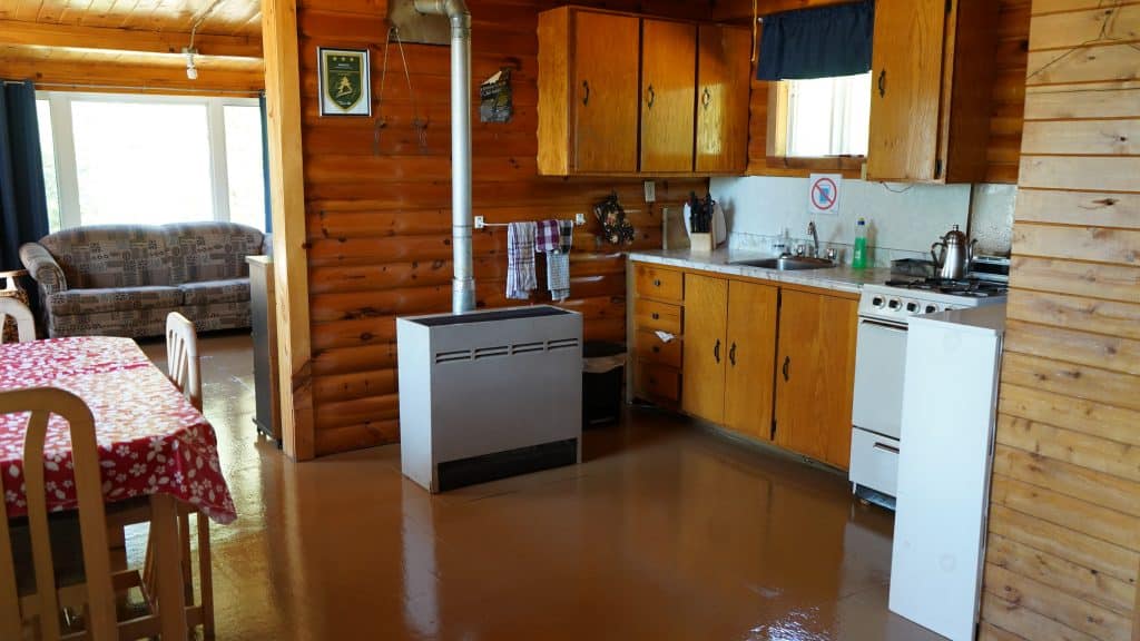 CHALET 6 — Pourvoirie J.E. Goyette – Pourvoirie J.E. Goyette
