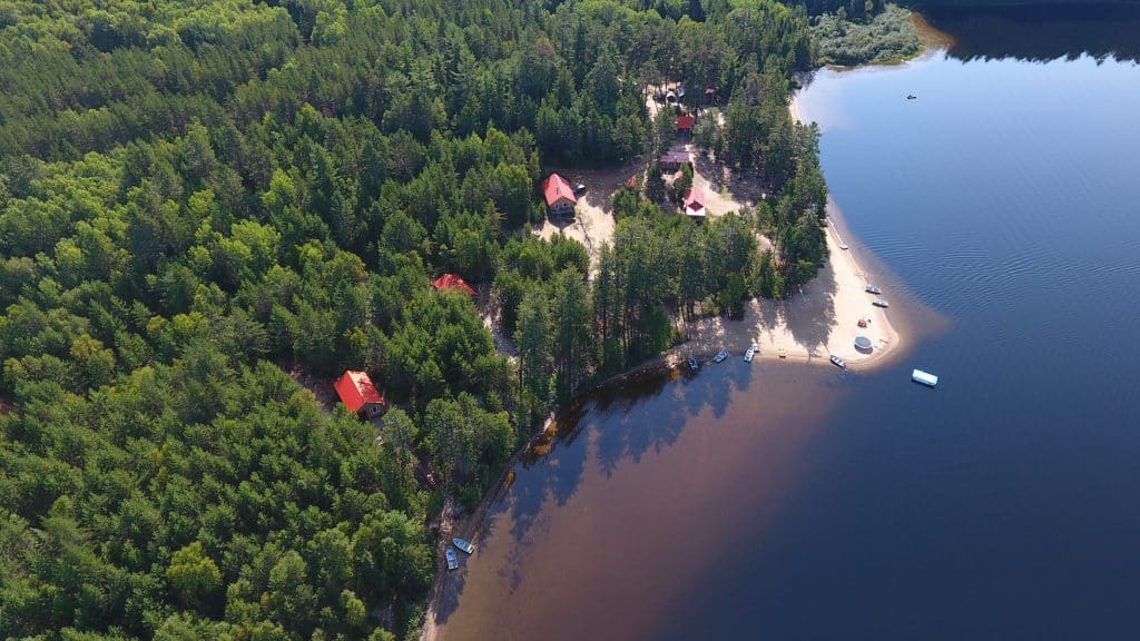 CHALET 7 — Pourvoirie J.E. Goyette – Pourvoirie J.E. Goyette