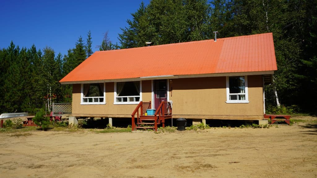 CHALET 7 — Pourvoirie J.E. Goyette – Pourvoirie J.E. Goyette