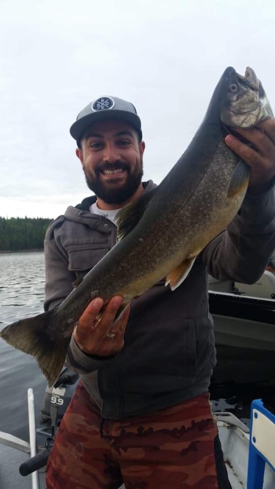 Family fishing trip at Pourvoirie Lacs des Sables et Paradis, Côte-Nord, Quebec