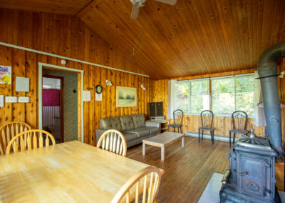 CHALET DE LA BAIE — Pourvoirie Michel St-Louis – Pourvoirie Michel St-Louis