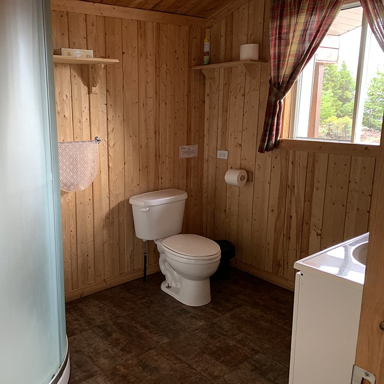CHALET 111 — Pourvoirie Poulin de Courval – Pourvoirie Poulin de Courval