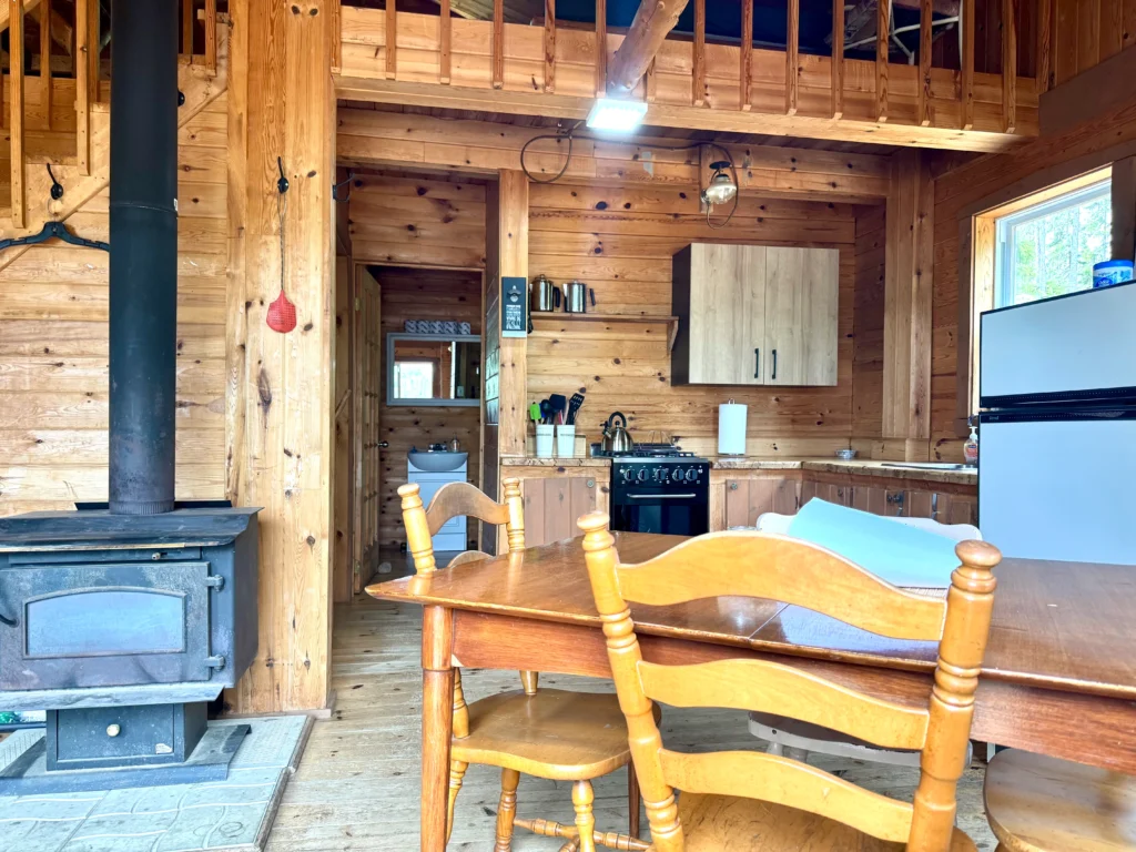 SOUTHERLAND CABIN — Pourvoirie Québec Azimut – Pourvoirie Québec Azimut