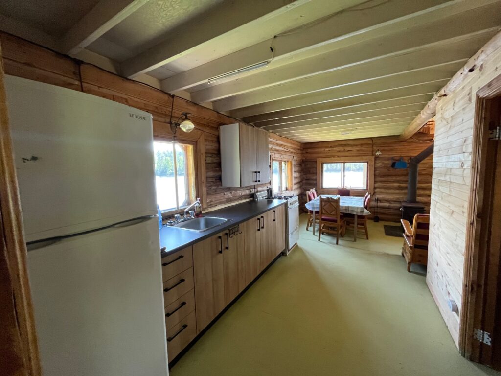TRÉPANIER CABIN — Pourvoirie Québec Azimut – Pourvoirie Québec Azimut