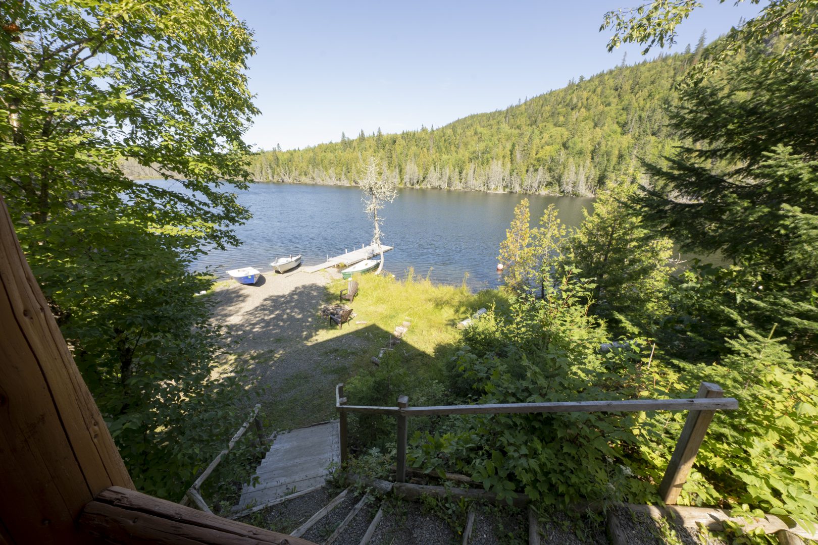 CHALET LAC THOM – Pourvoirie Seigneurie Nicolas Riou