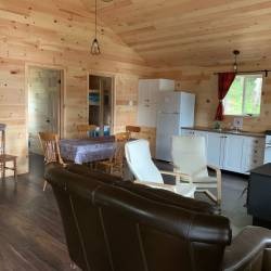 CHOUETTE CABIN — Pourvoirie Waban-Aki – Pourvoirie Waban-Aki