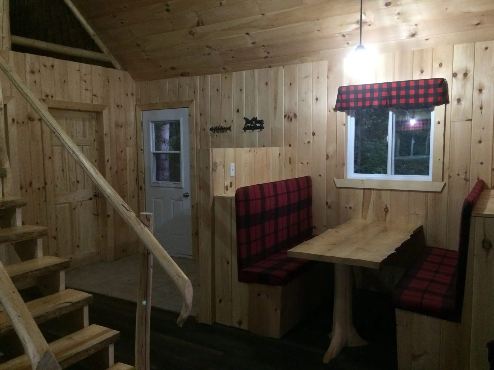 CHALET CROISETTE – Pourvoirie Waban-Aki